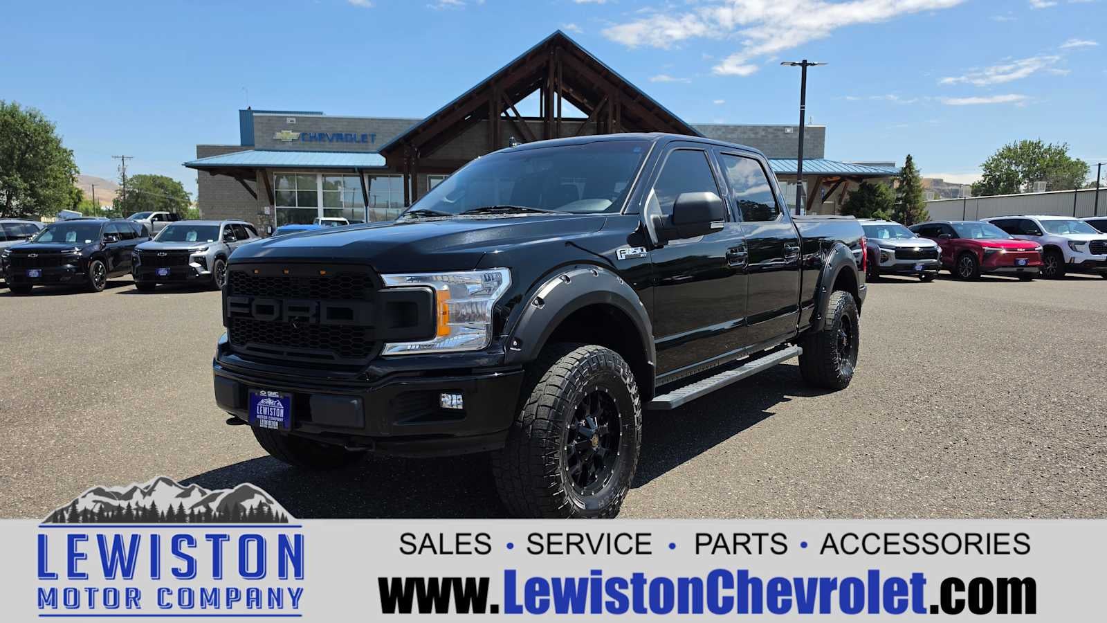 2018 Ford F-150 XLT in Black — front three-quarter view
