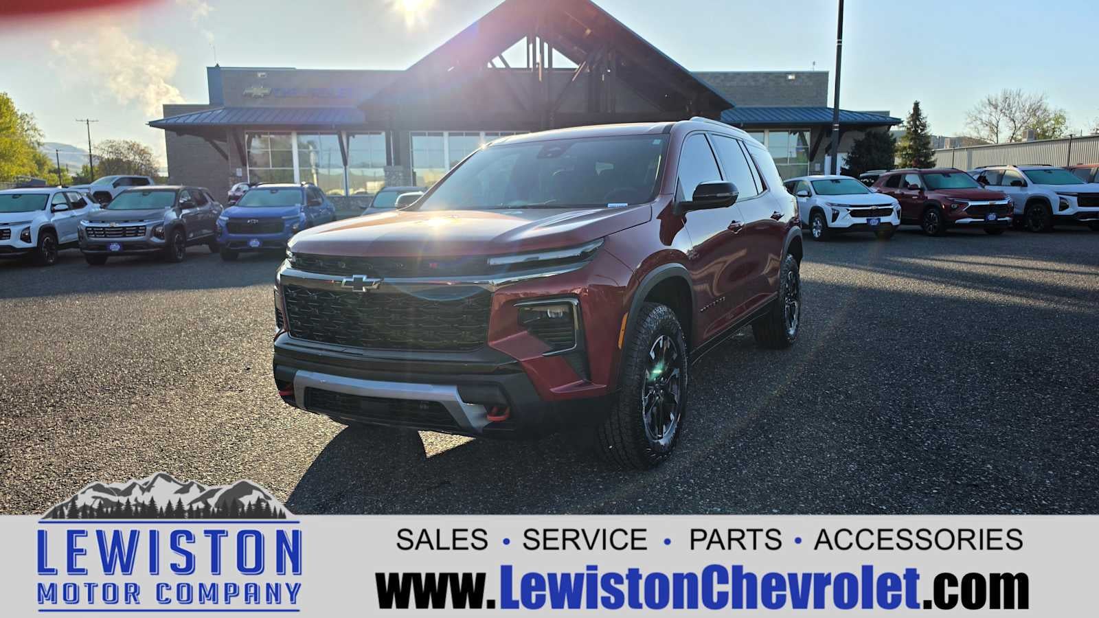 2026 Chevrolet Traverse Z71 in Radiant Red Tintcoat — front three-quarter view