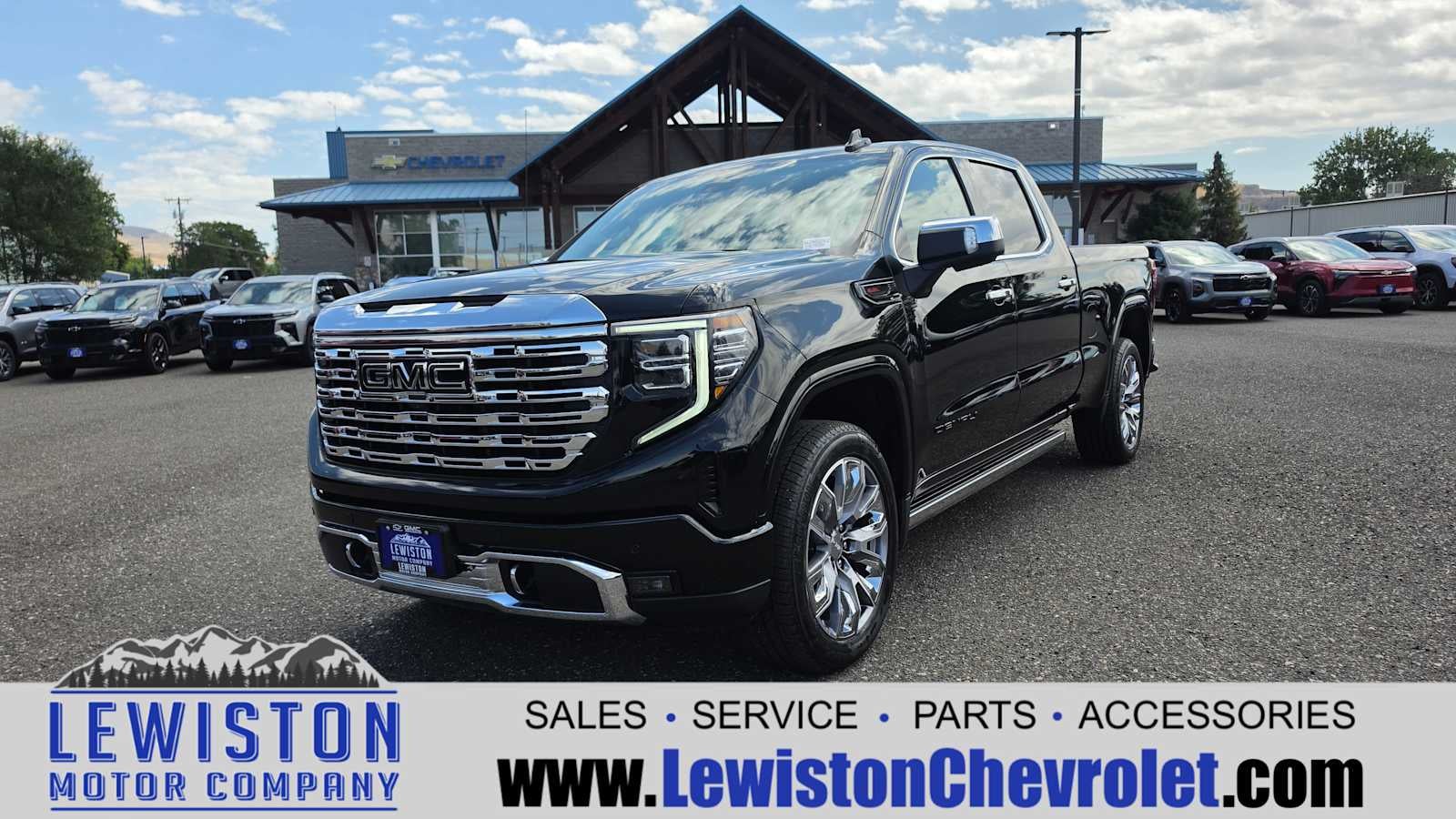 2026 GMC Sierra 1500 Denali in Onyx Black — front three-quarter view